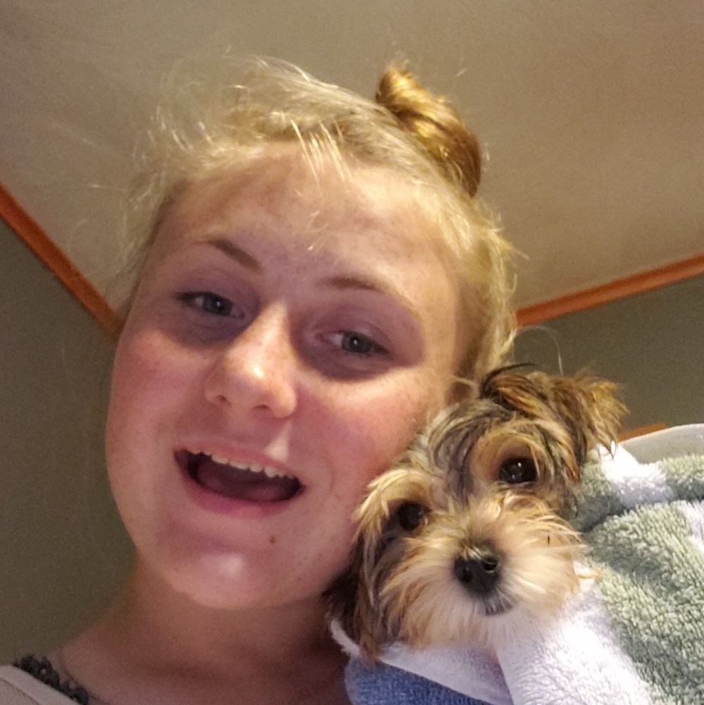 Meet your Posher, Haley